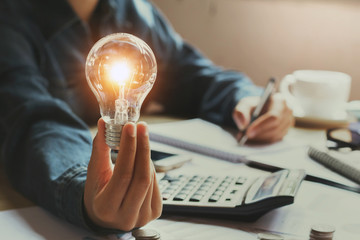 右转箭头红灯右转算闯红灯吗