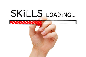 新车奥迪A4L自己刮擦自己怎么理赔？