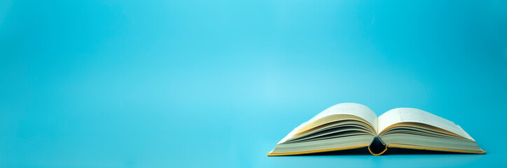 眼镜蛇标志的是什么车-